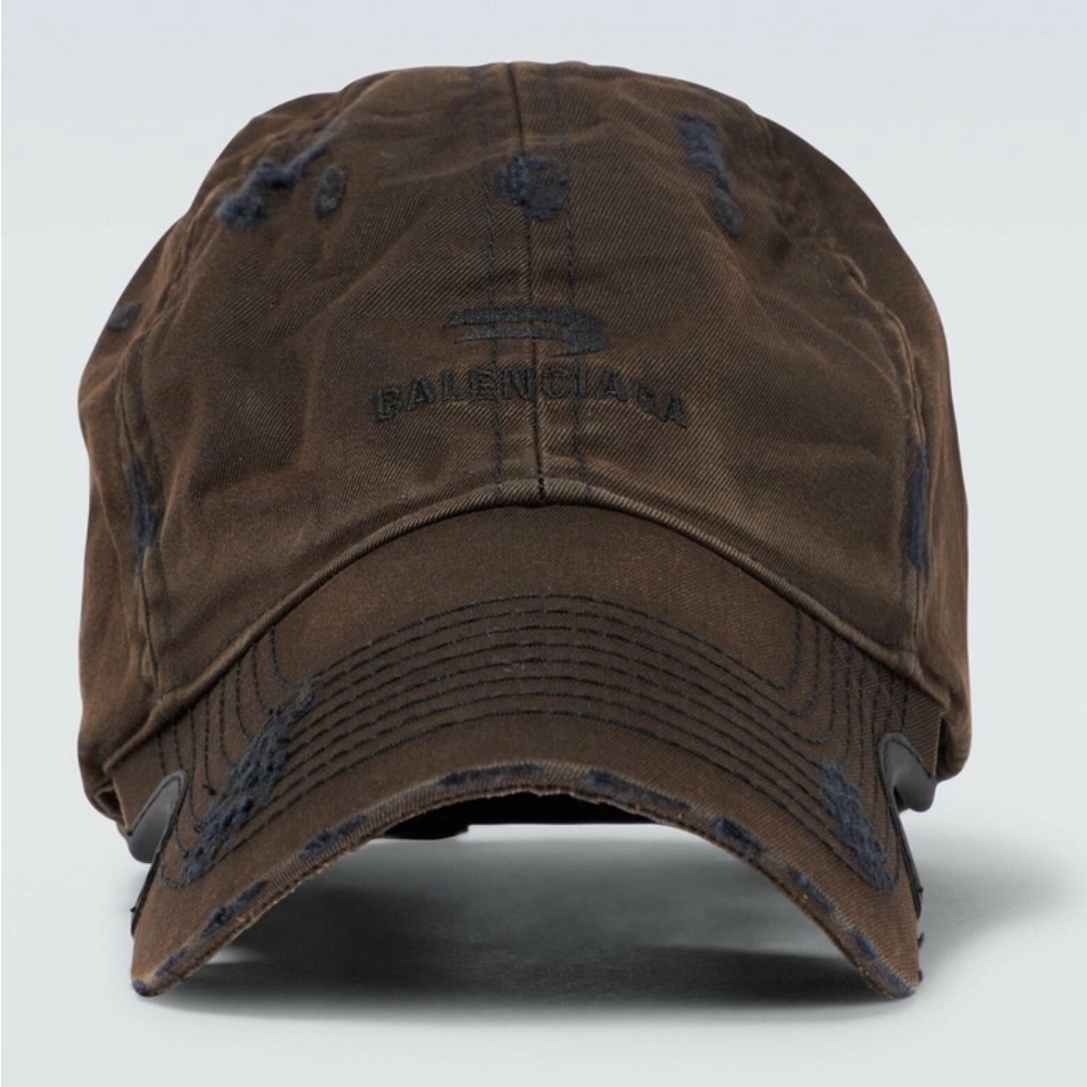 Balenciaga extra Distressed Brown Cap